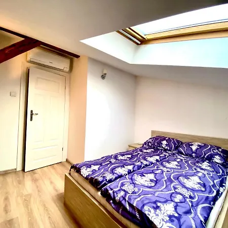 Apartment Premium Old Town 1 *